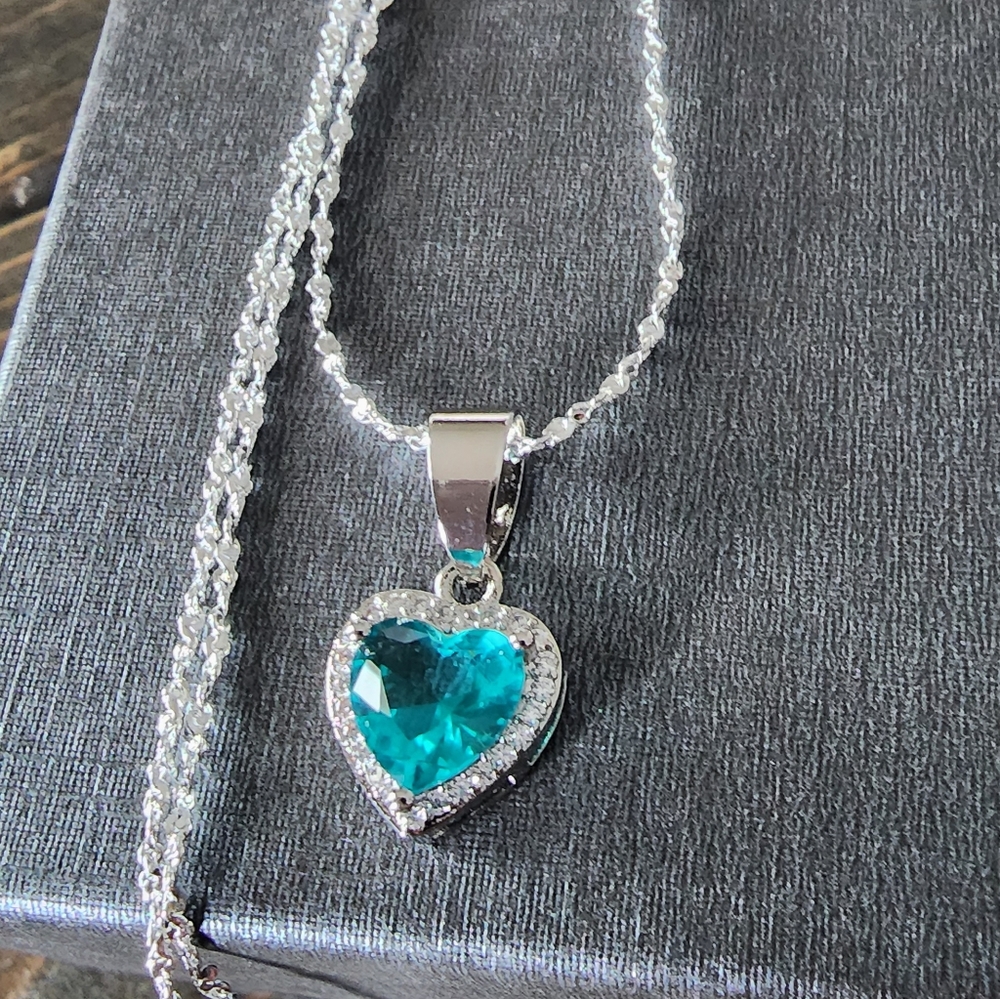 New 925 Sterling Silver Aquamarine Heart Pendant White Topaz accents necklace - Picture 3 of 11